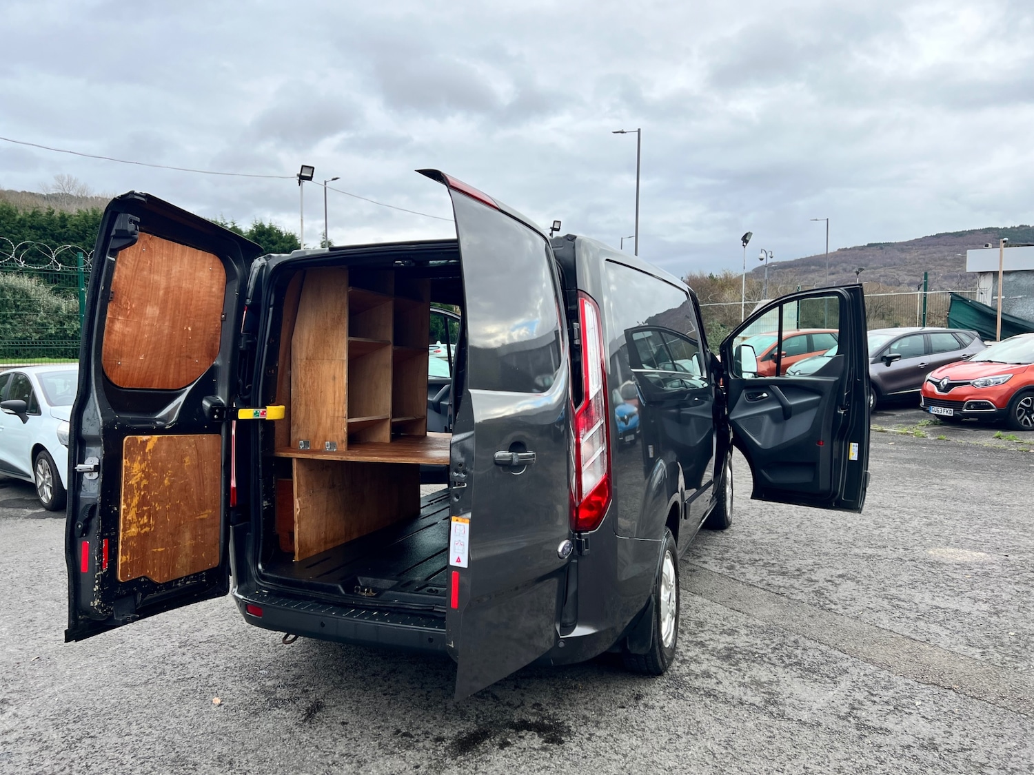 Used Ford Transit Custom 2018 for sale - 76666297: Photo 21