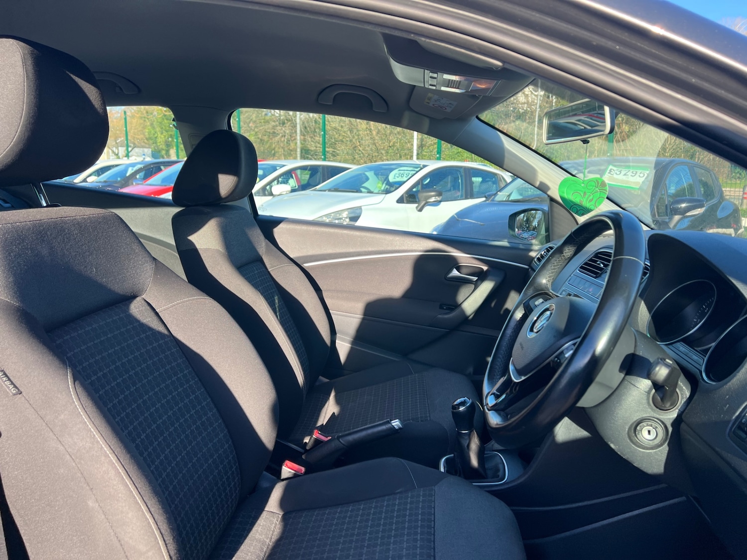 Used Volkswagen Polo 2015 for sale - 77083554: Photo 15