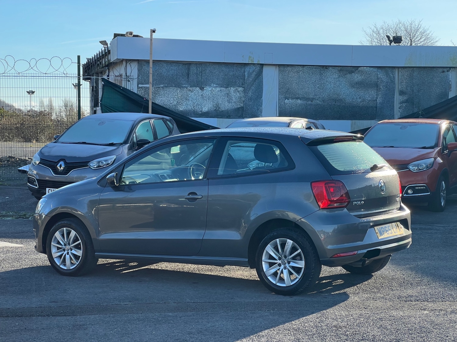 Used Volkswagen Polo 2015 for sale - 77083554: Photo 9
