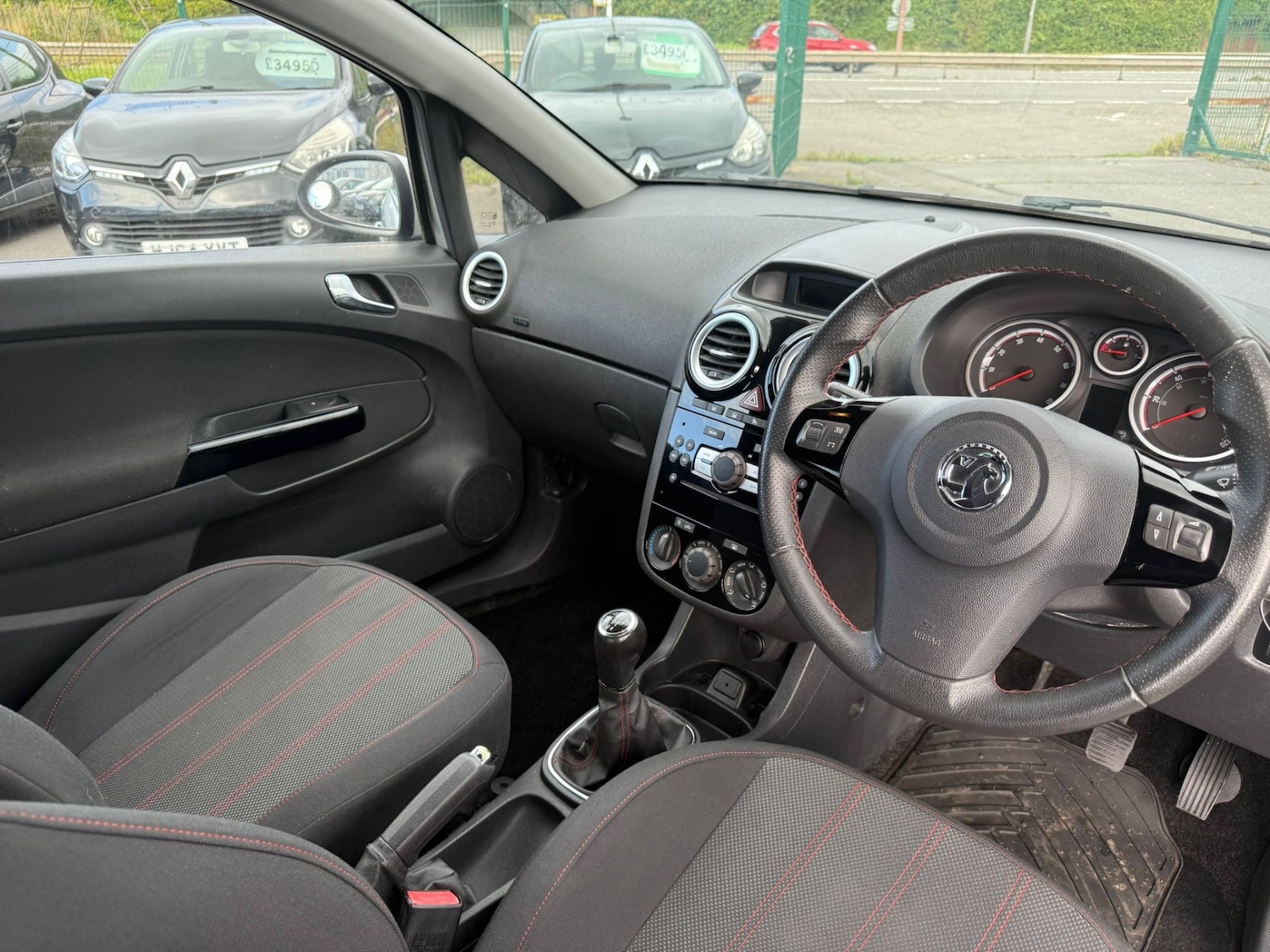 Used Vauxhall Corsa 2015 for sale - 78081580: Photo 9