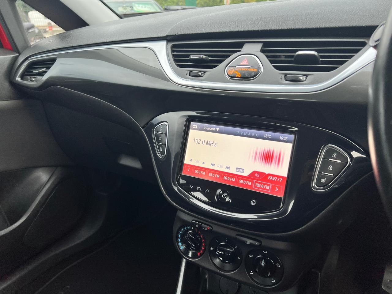 Used Vauxhall Corsa 2015 for sale - 76859889: Photo 14