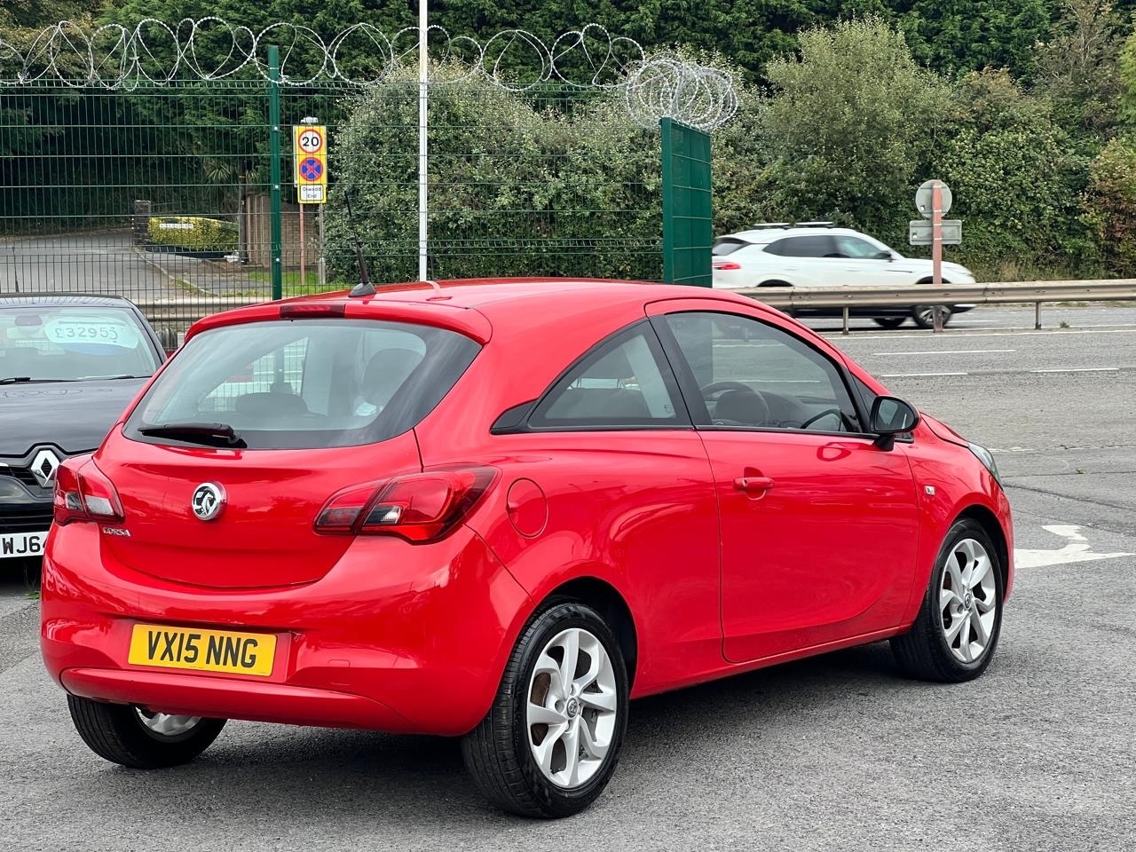 Used Vauxhall Corsa 2015 for sale - 76859889: Photo 4