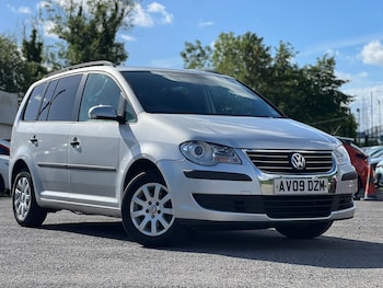 Used Volkswagen Touran 2009 for sale - 78858846: Photo