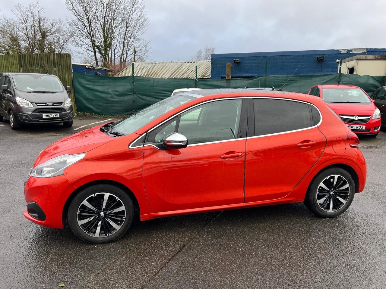 Used Peugeot 208 2018 for sale - 77283829: Photo 10