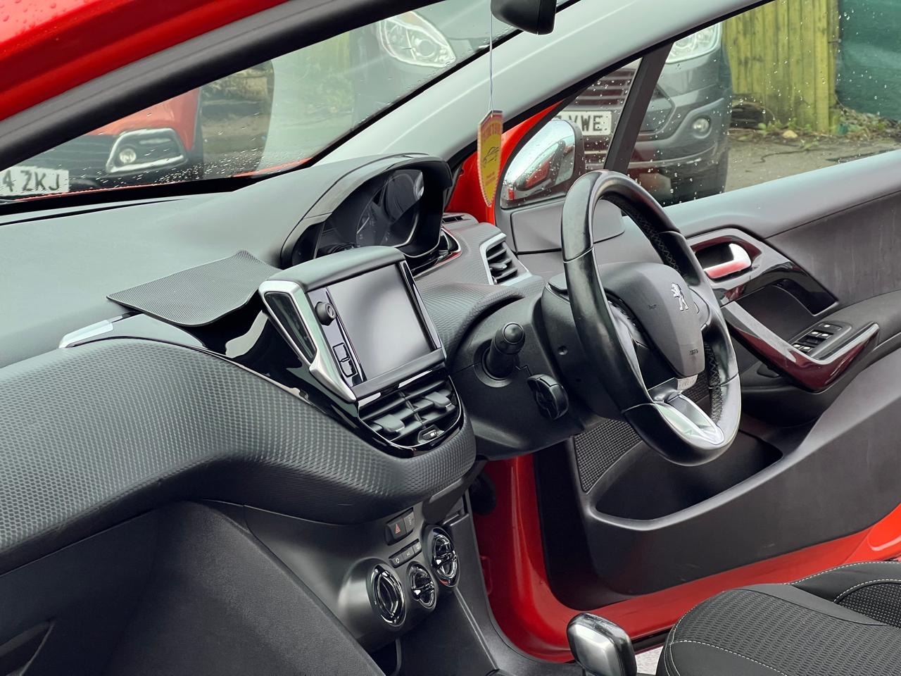 Used Peugeot 208 2018 for sale - 77283829: Photo 18