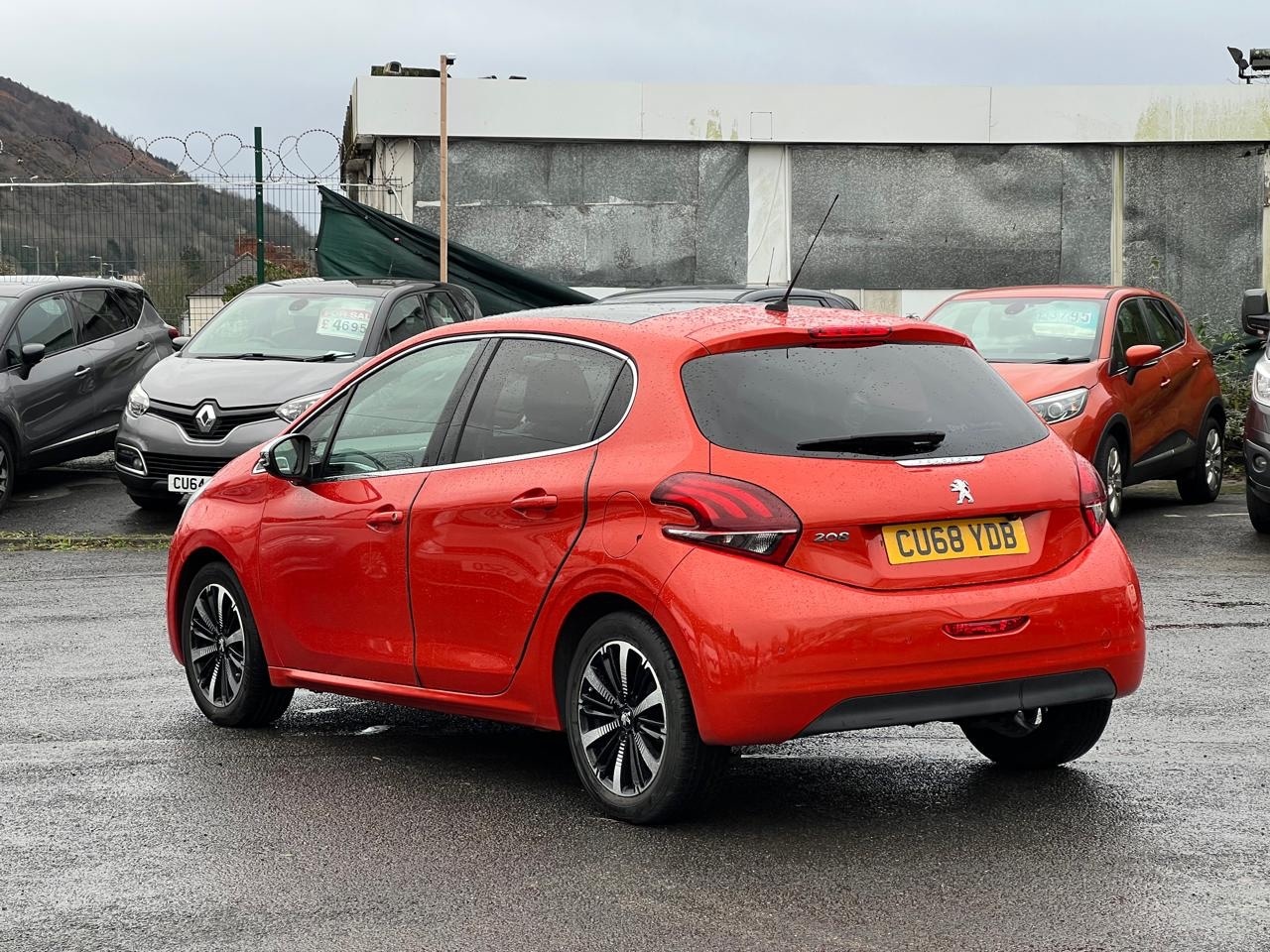 Used Peugeot 208 2018 for sale - 77283829: Photo 8