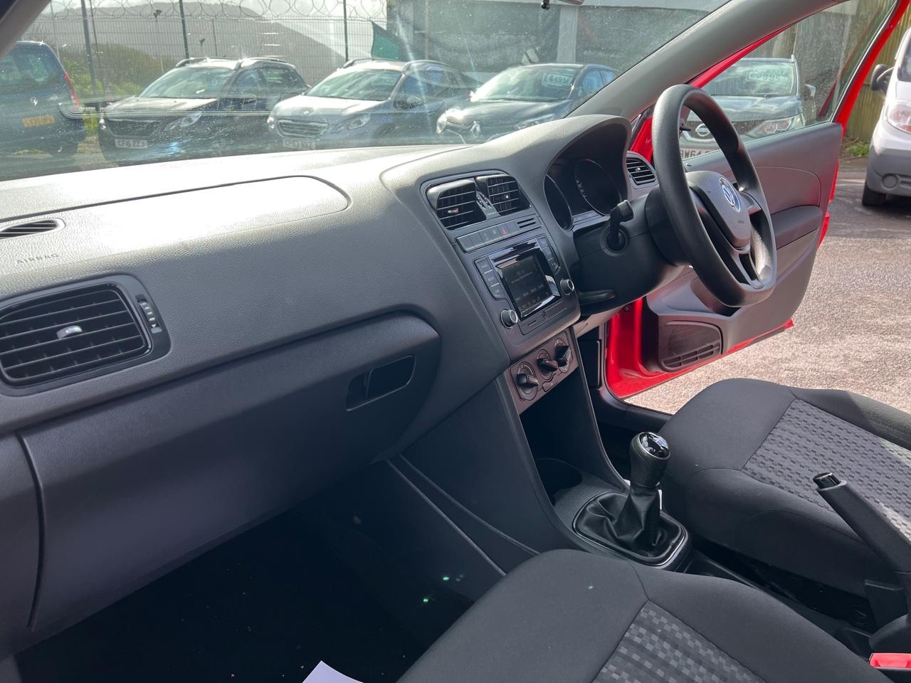 Used Volkswagen Polo 2015 for sale - 78064593: Photo 14