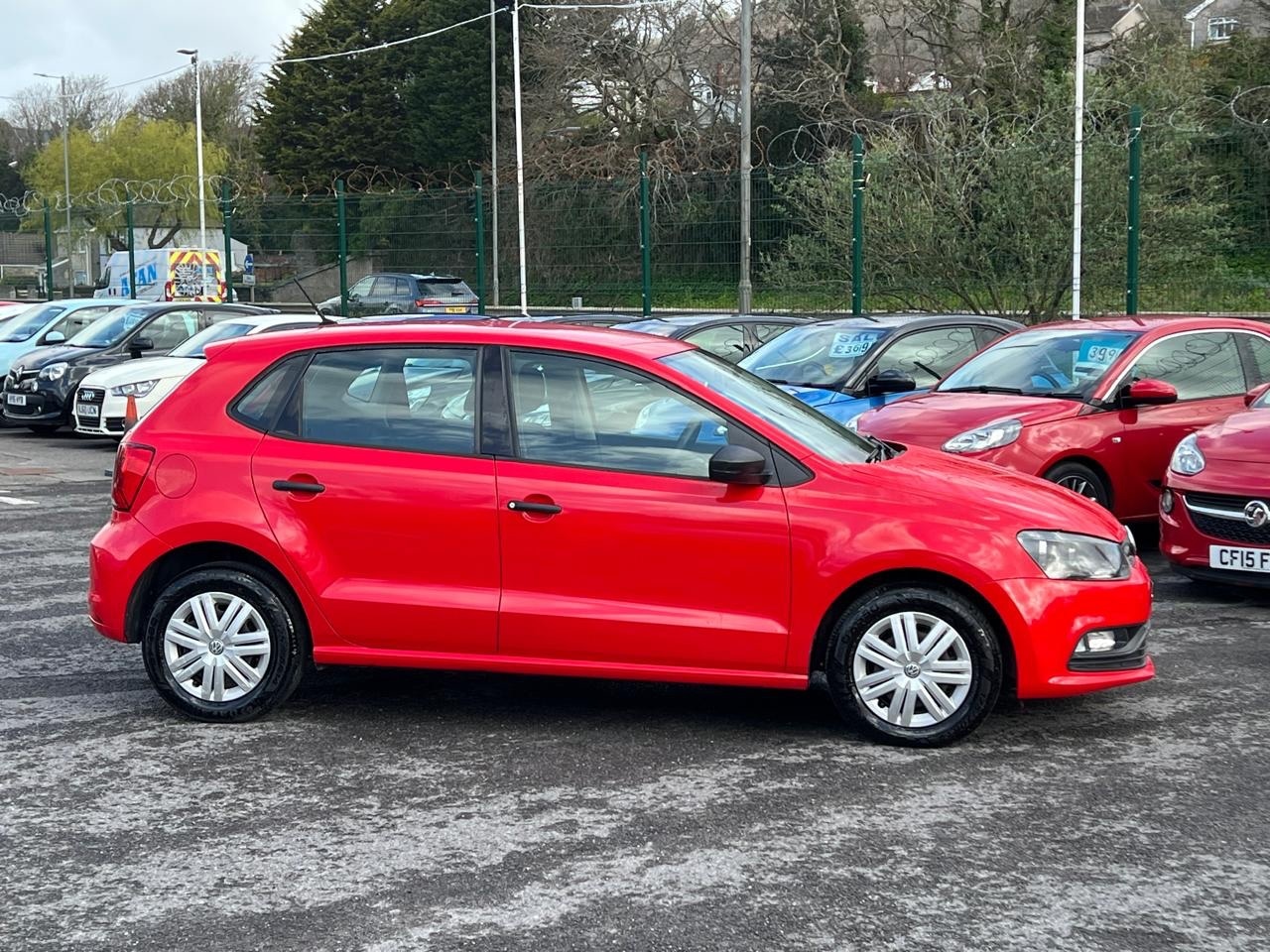 Used Volkswagen Polo 2015 for sale - 78064593: Photo 3
