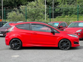 Used Ford Fiesta 2015 for sale - 79842052: Photo
