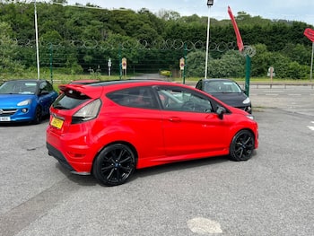 Used Ford Fiesta 2015 for sale - 79842052: Photo