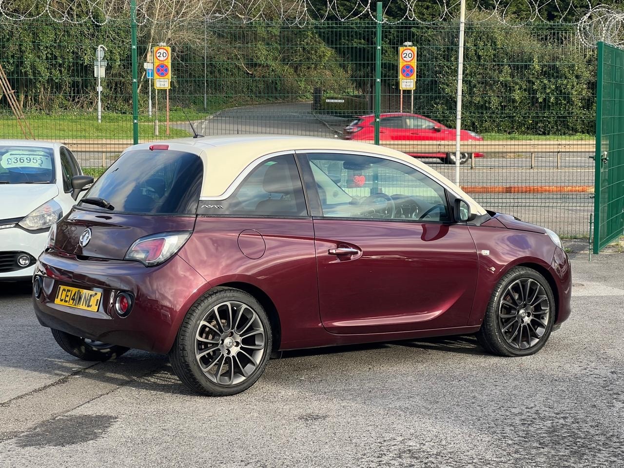 Used Vauxhall ADAM 2014 for sale - 77083323: Photo 7