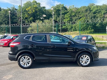 Used Nissan Qashqai 2014 for sale - 76252460: Photo