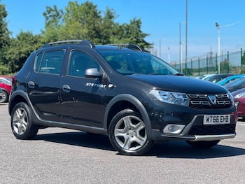 Used Dacia Sandero Stepway 2017 for sale - 79788396: Photo