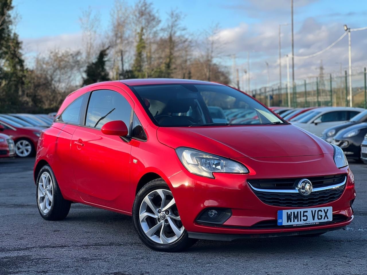 Used Vauxhall Corsa 2015 for sale - 77298646: Photo 2