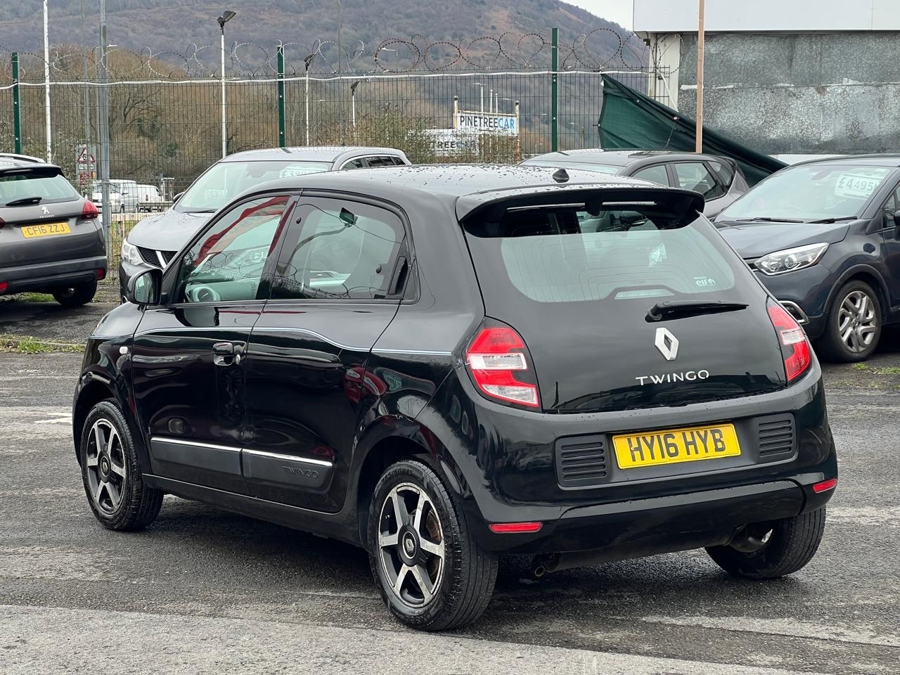 Used Renault Twingo 2016 for sale - 77616469: Photo 8
