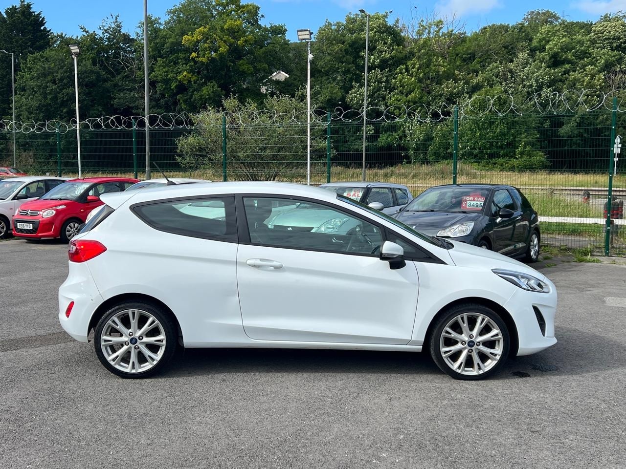 Used Ford Fiesta 2018 for sale - 76364082: Photo 2