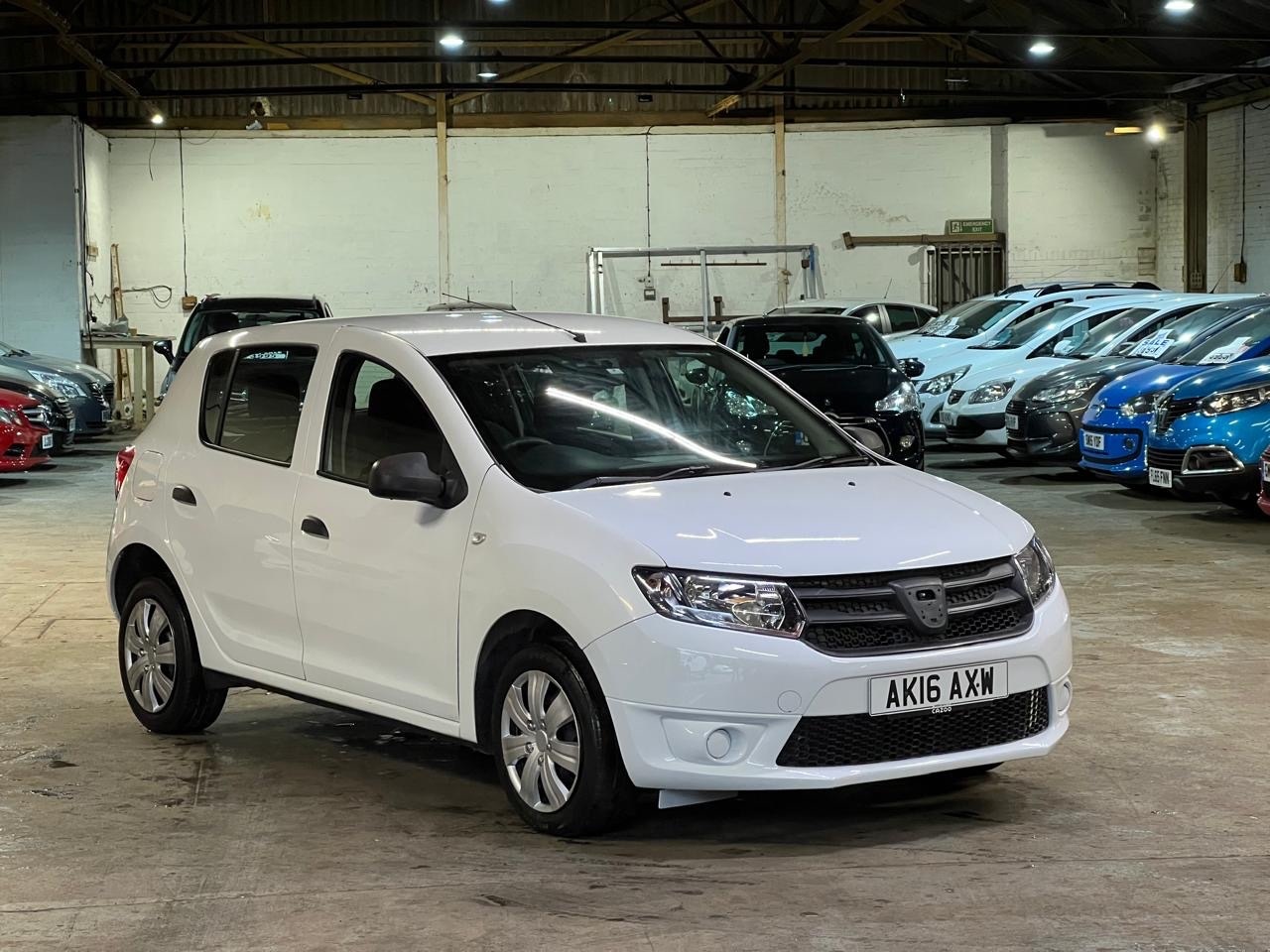 Used Dacia Sandero 2016 for sale - 76612176: Photo 1