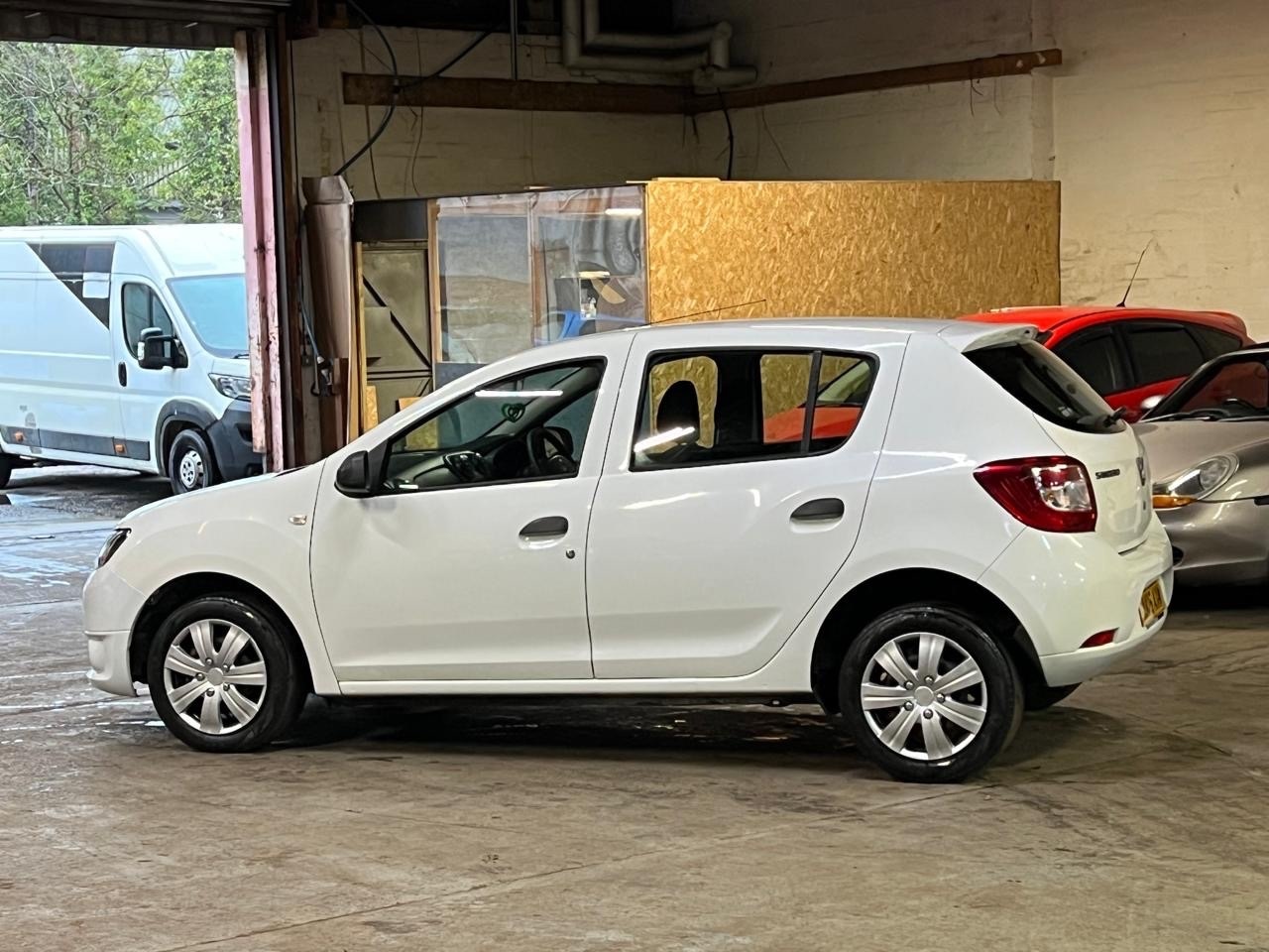 Used Dacia Sandero 2016 for sale - 76612176: Photo 7