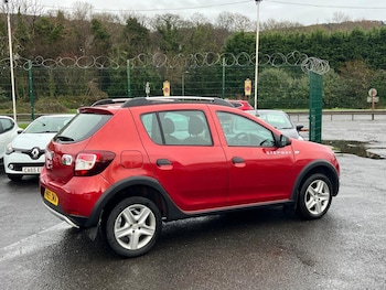 Used Dacia Sandero Stepway 2016 for sale - 76948563: Photo