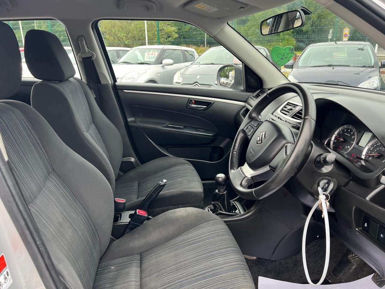 Used Suzuki Swift 2015 for sale - 76364098: Photo 6