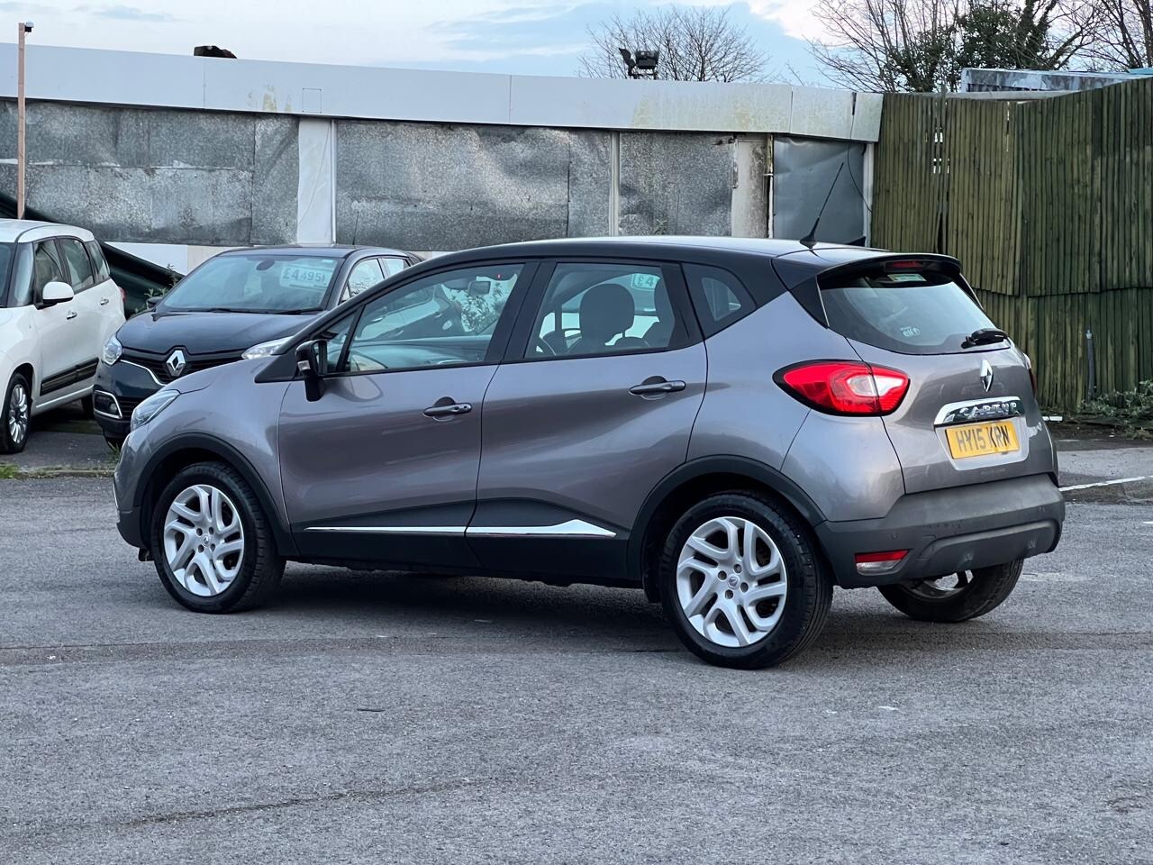 Used Renault Captur 2015 for sale - 77743042: Photo 10