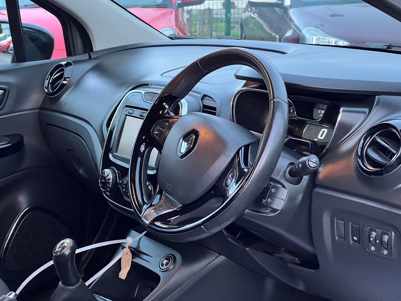 Used Renault Captur 2015 for sale - 77743042: Photo 19