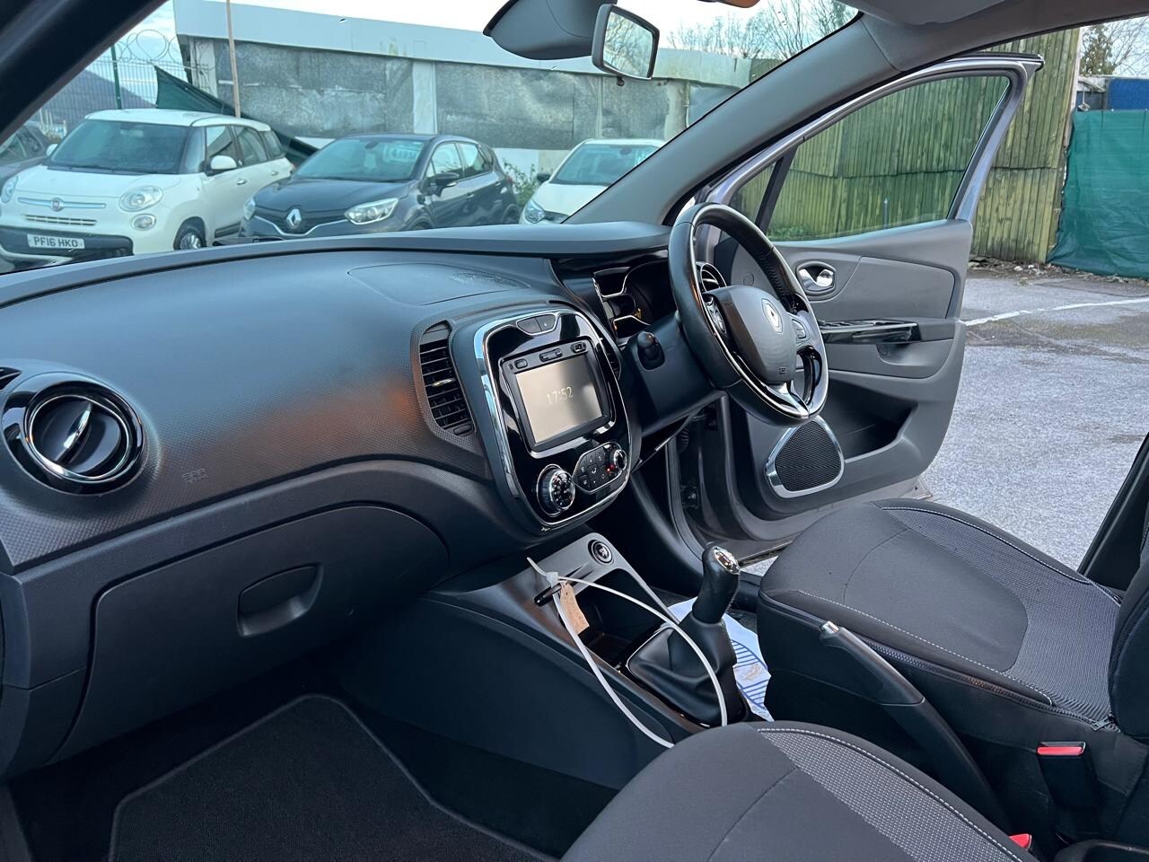 Used Renault Captur 2015 for sale - 77743042: Photo 20