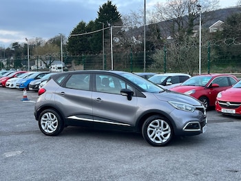 Used Renault Captur 2015 for sale - 77743042: Photo
