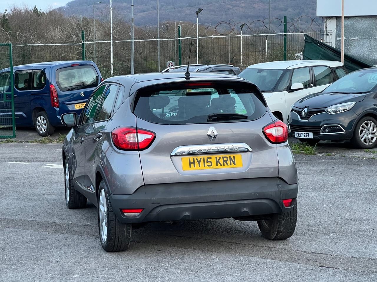 Used Renault Captur 2015 for sale - 77743042: Photo 9