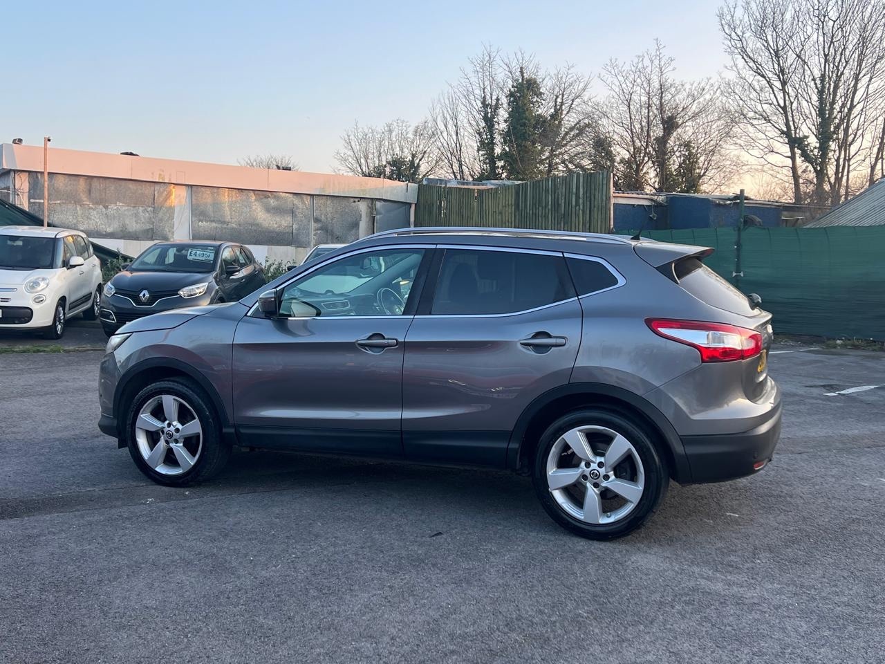 Used Nissan Qashqai 2015 for sale - 77774877: Photo 10