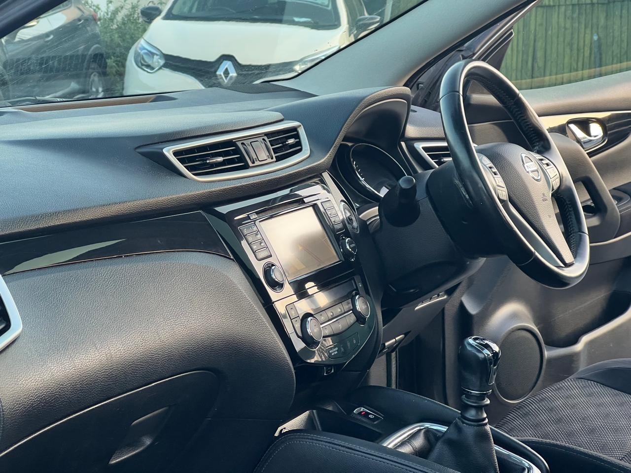 Used Nissan Qashqai 2015 for sale - 77774877: Photo 18