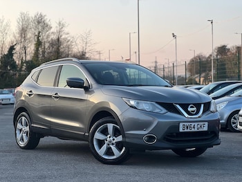 Used Nissan Qashqai 2015 for sale - 77774877: Photo