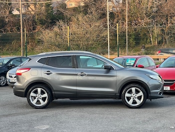 Used Nissan Qashqai 2015 for sale - 77774877: Photo