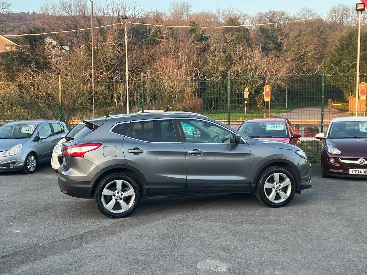 Used Nissan Qashqai 2015 for sale - 77774877: Photo 5