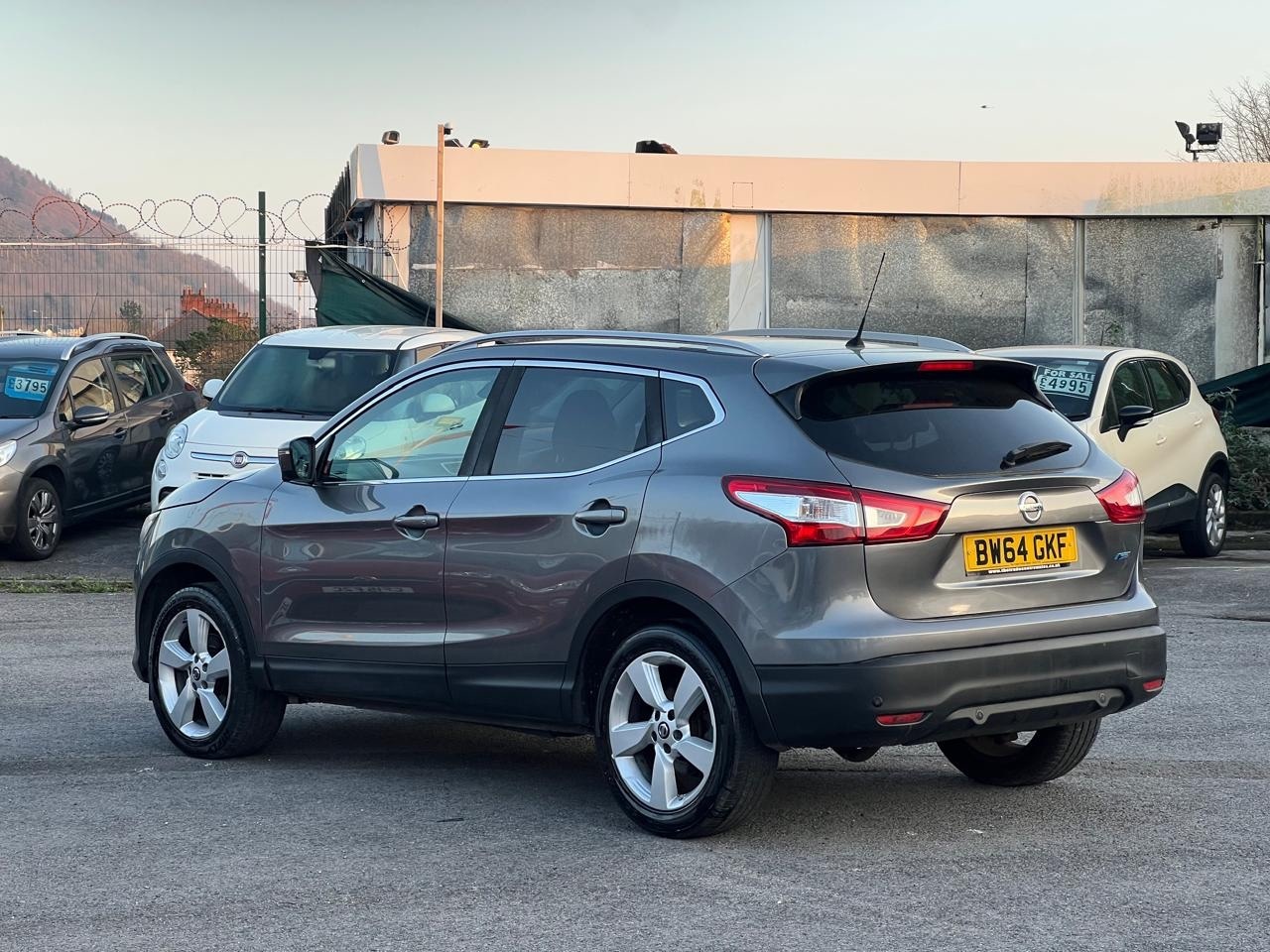 Used Nissan Qashqai 2015 for sale - 77774877: Photo 9