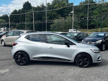 Used Renault Clio 2018 for sale - 75963385: Photo