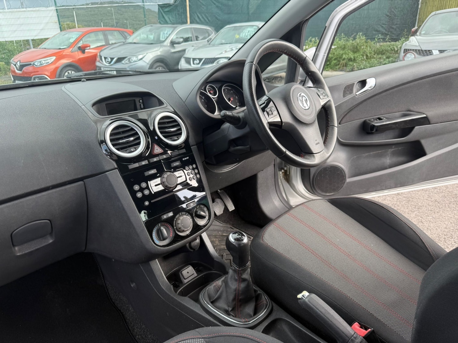 Used Vauxhall Corsa 2015 for sale - 77318691: Photo 12