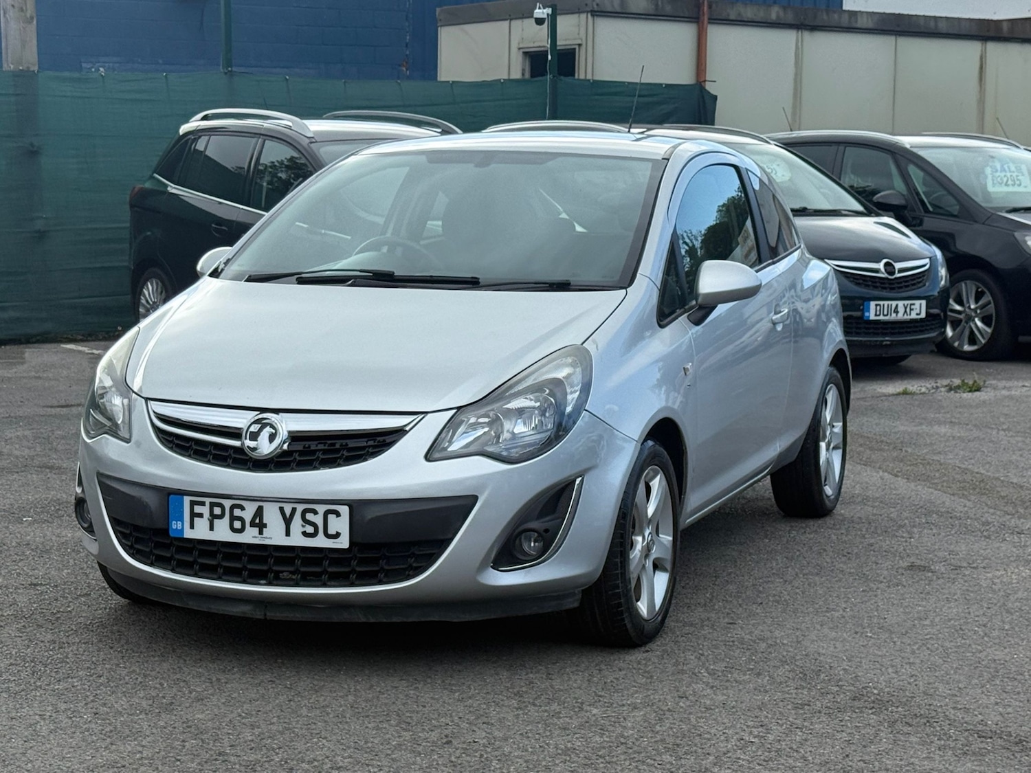 Used Vauxhall Corsa 2015 for sale - 77318691: Photo 4