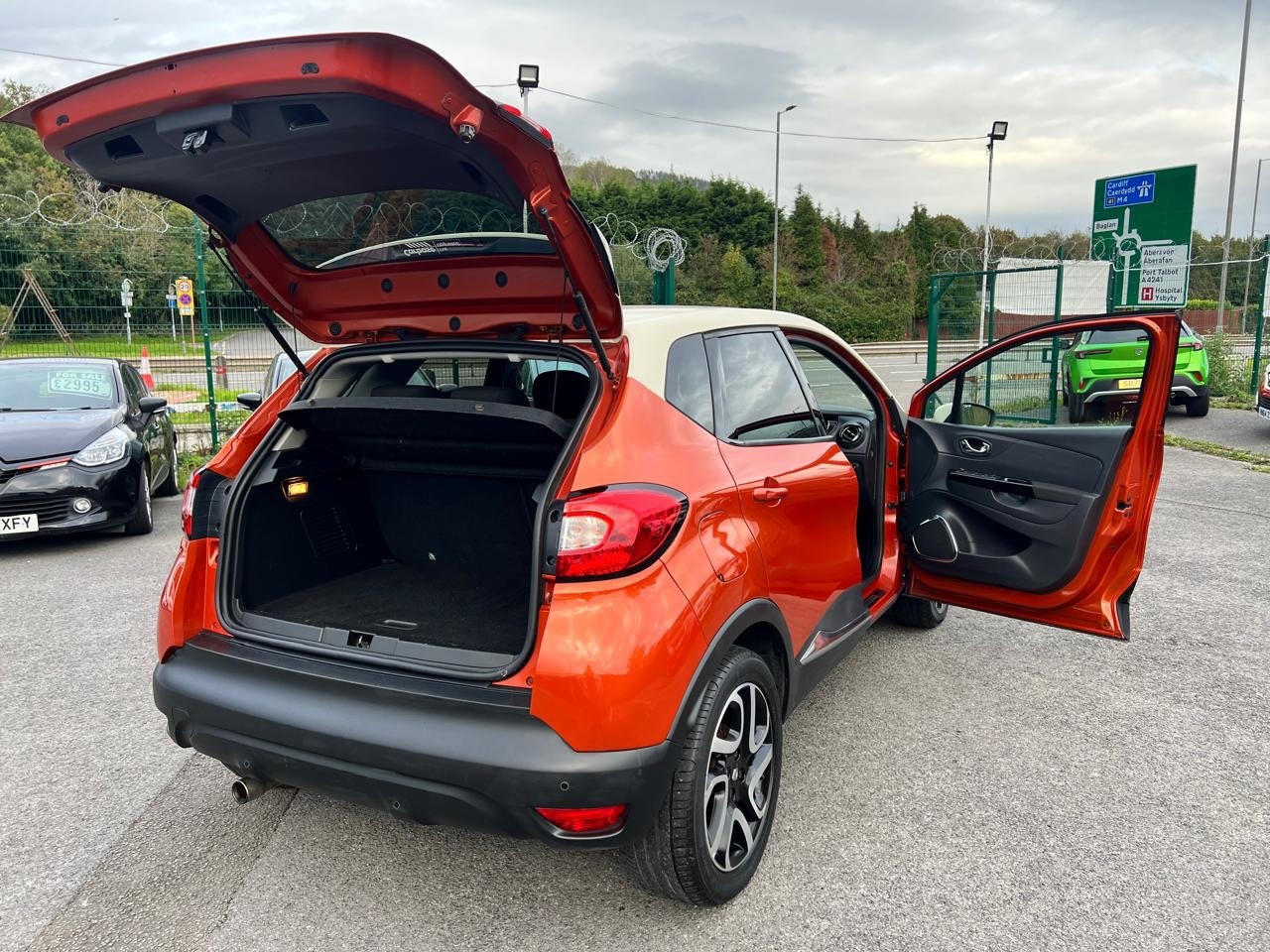 Used Renault Captur 2013 for sale - 76252506: Photo 16