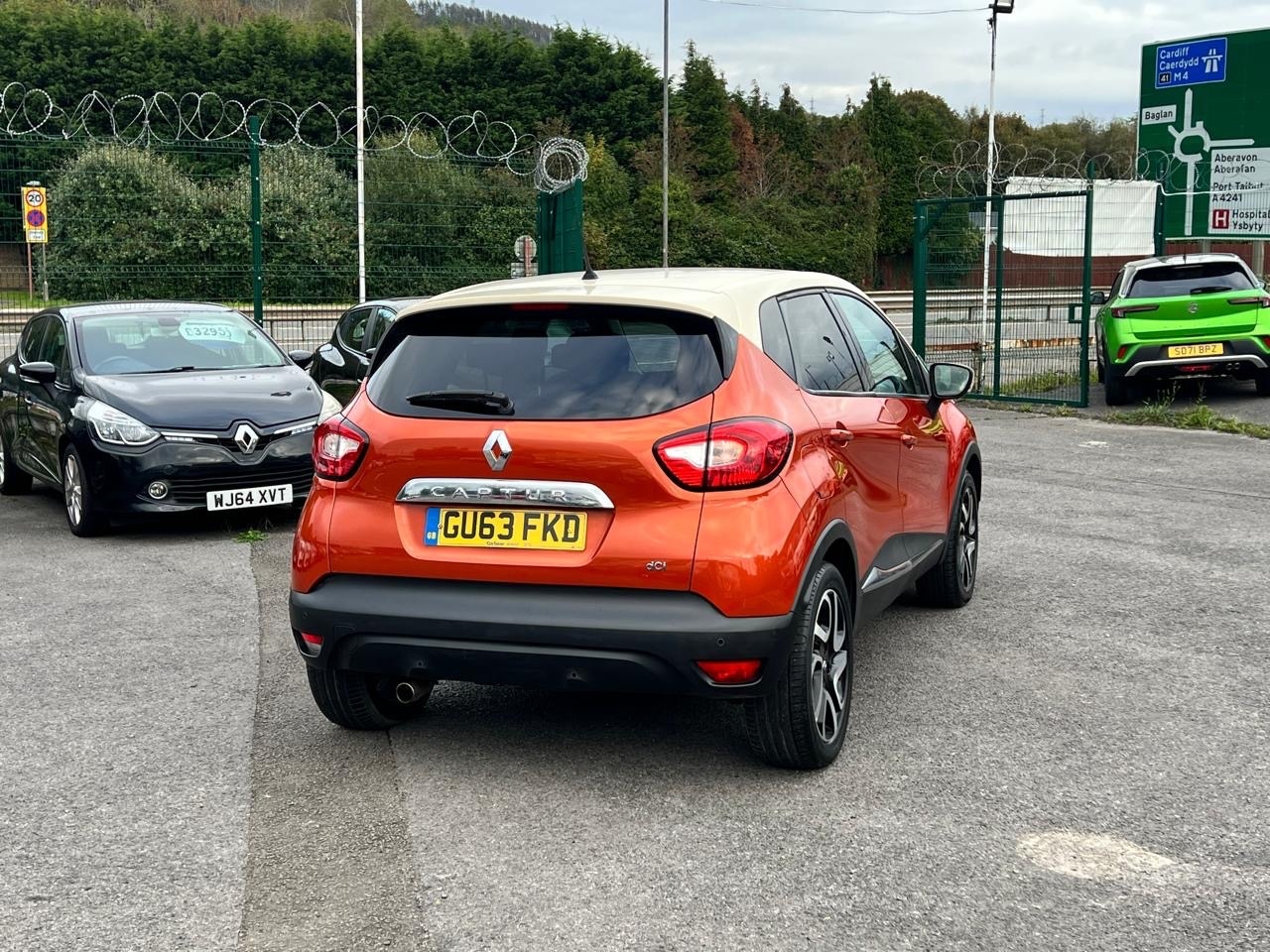 Used Renault Captur 2013 for sale - 76252506: Photo 4