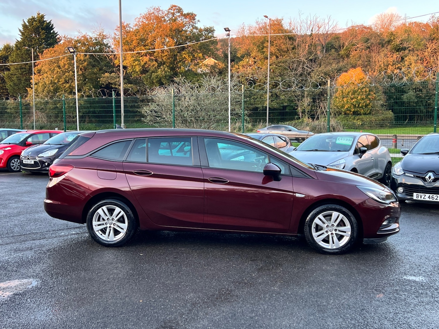 Used Vauxhall Astra 2018 for sale - 76382481: Photo 3