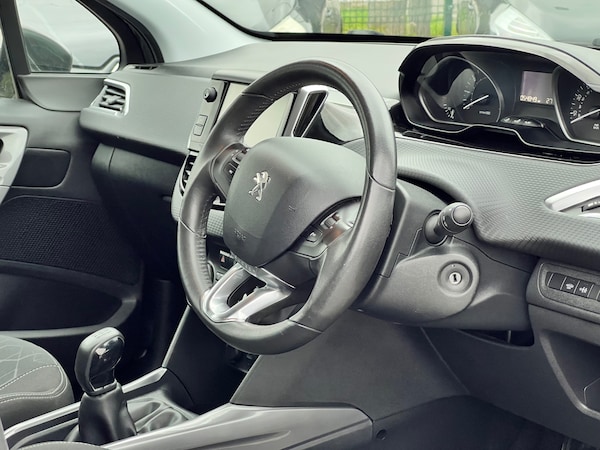 Used Peugeot 2008 2016 for sale - 76254803: Photo 11