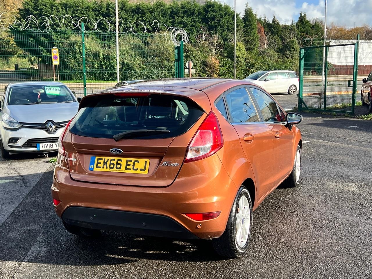 Used Ford Fiesta 2016 for sale - 77284059: Photo 5