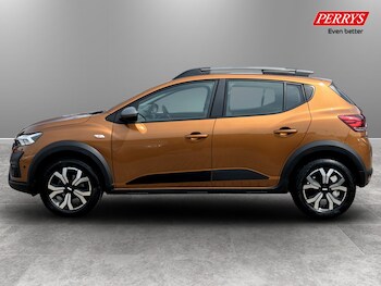 Used Dacia Sandero Stepway 2023 for sale - 78368137: Photo
