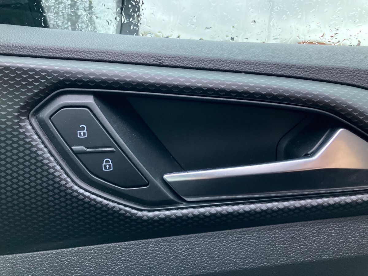 Used Volkswagen T-Cross 2022 for sale - 77045839: Photo 33