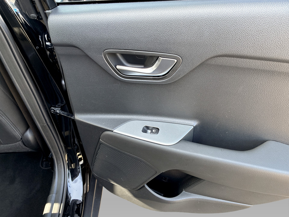 Used Kia Stonic 2025 for sale - 77635599: Photo 35