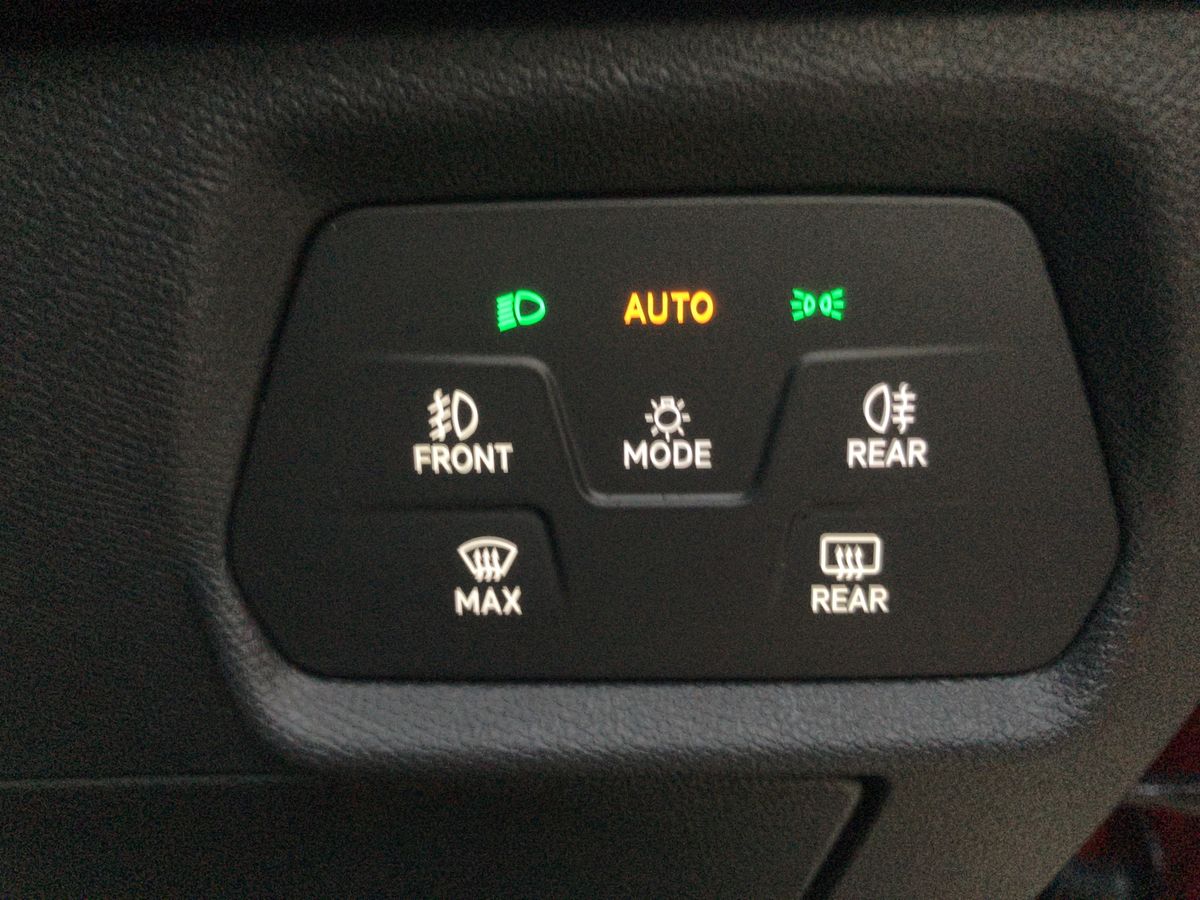 Used SEAT Leon 2025 for sale - 76807895: Photo 36