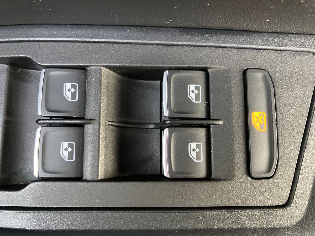 Used Volkswagen T-Roc 2024 for sale - 76892444: Photo 18