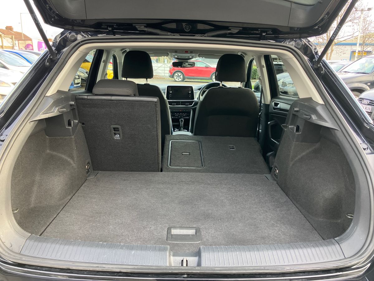 Used Volkswagen T-Roc 2024 for sale - 76892444: Photo 22