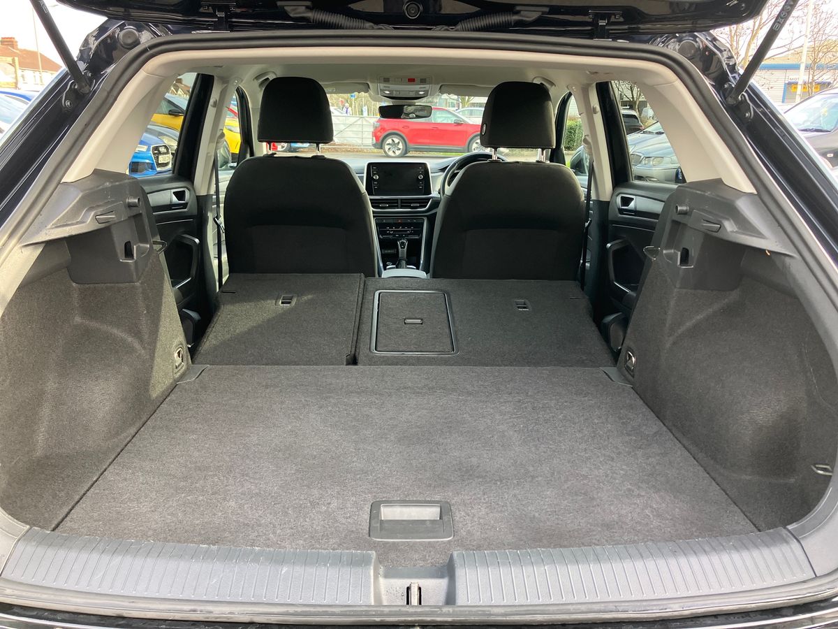 Used Volkswagen T-Roc 2024 for sale - 76892444: Photo 23